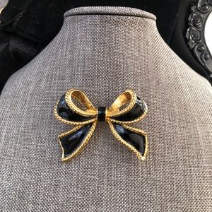 Vintage KJL for Avon Black Bow enhancer
